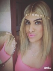 Top and bottom cock19cm Arabik shemale Monika in Dubai now