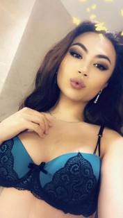 Top and bottom cock 20 cm
Oral with or without Cover(OWO), cum in mouth(CIM),swallow,... First time in Dxb iranian TS